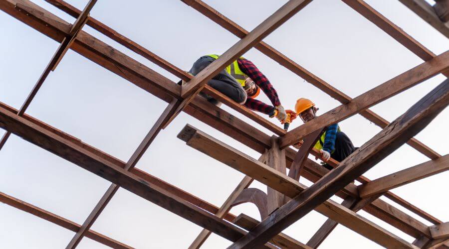 Professional gutter cleaning in Hudson, SD